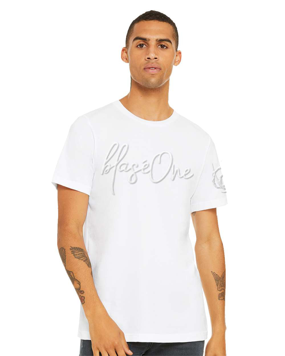 Signature 3D White & White